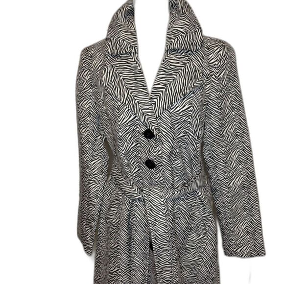Cabi 007 Zeba Animal Print Button Up Trench Coat Jacket Womens Designer - Picture 2 of 8